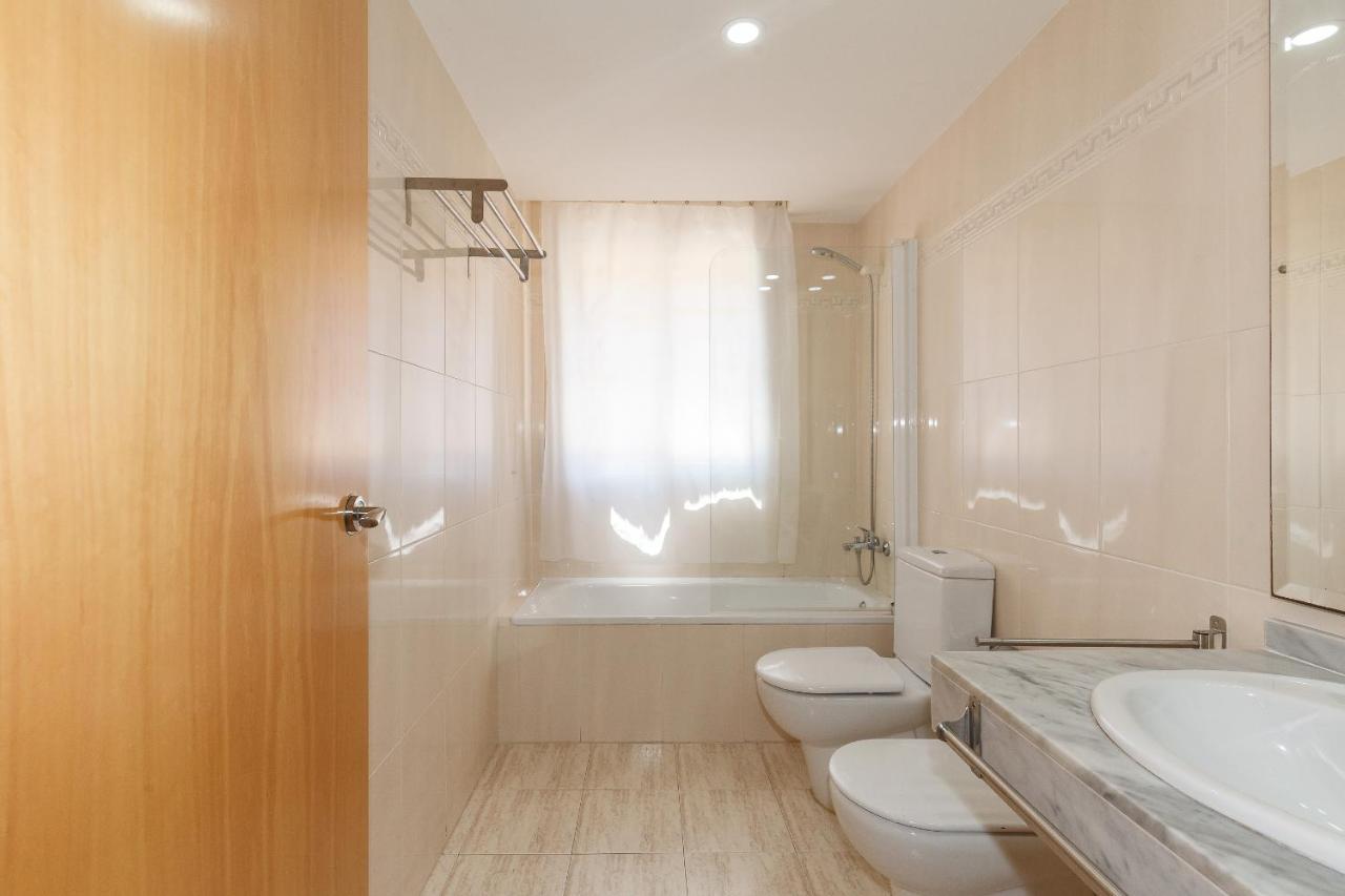 Uhc Arinsal Family Complex Apartment Salou Luaran gambar